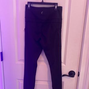 ZYIA black leggings with pockets!!!